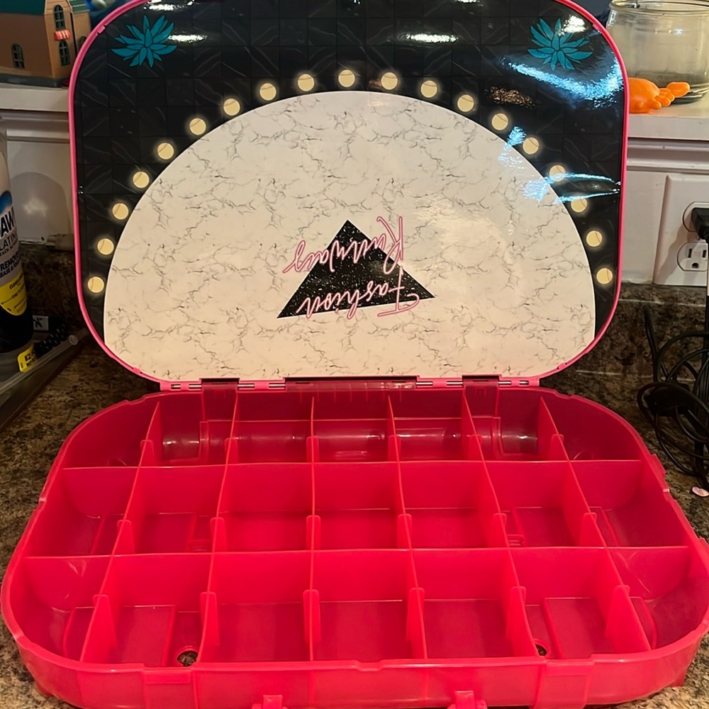 LOL Surprise Runway Storage Container